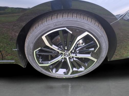 Super Black Clearcoat 2026 Nissan Altima 2.5 SR