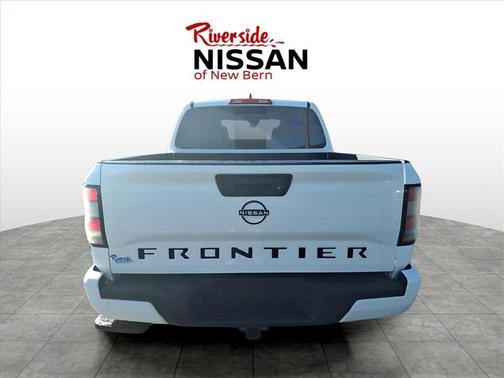 Glacier White 2026 Nissan Frontier SV