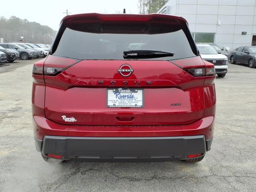 Scarlet Ember Tintcoat 2026 Nissan Rogue Dark Armor