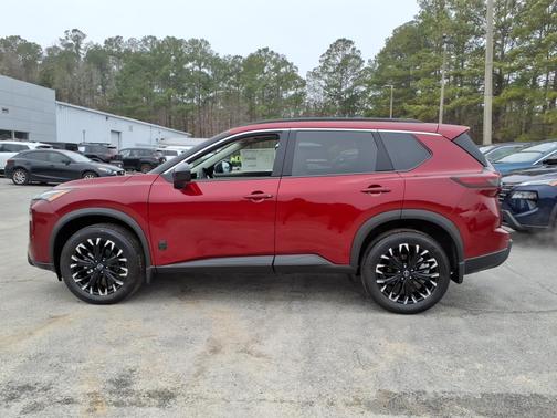 Scarlet Ember Tintcoat 2026 Nissan Rogue Dark Armor