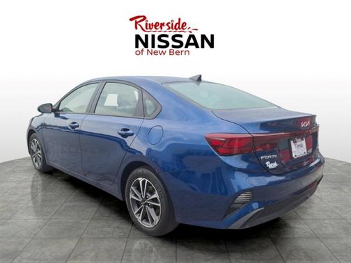 Deep Sea Blue 2024 Kia Forte LXS