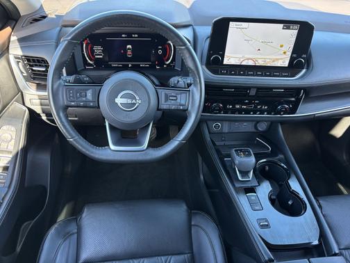 Super Black 2023 Nissan Rogue Platinum