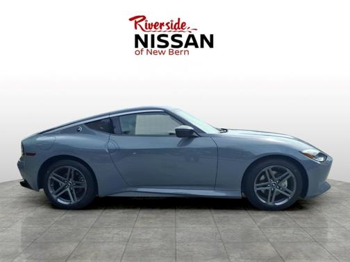 Boulder Gray/Super Black 2026 Nissan Z Sport