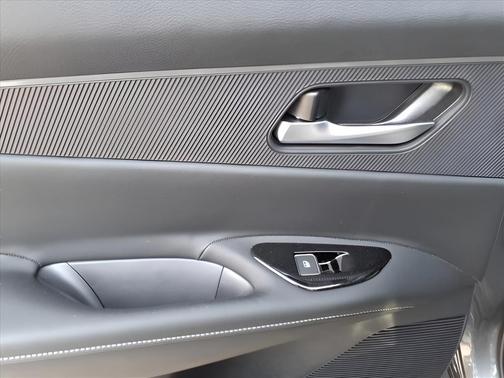 Gun Metallic 2025 Nissan Murano SV