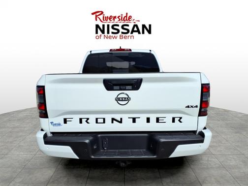 Glacier White 2026 Nissan Frontier SV