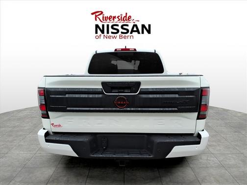 Glacier White 2026 Nissan Frontier PRO-4X