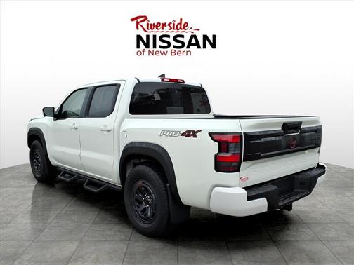 Glacier White 2026 Nissan Frontier PRO-4X