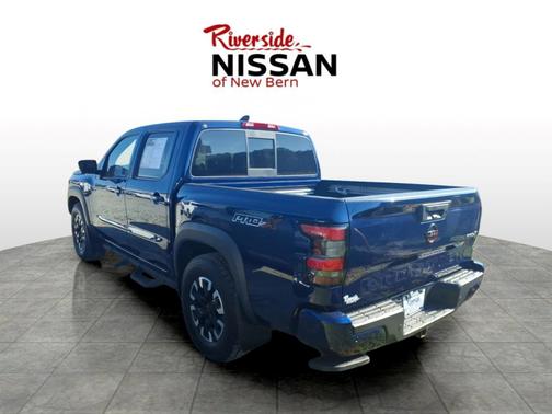 Deep Blue Pearl 2022 Nissan Frontier PRO-X