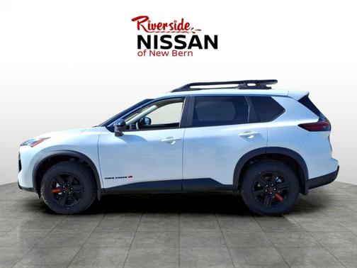 Everest White Pearl Tricoat 2026 Nissan Rogue Rock Creek