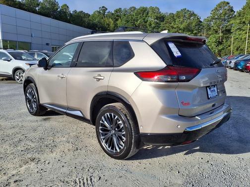 Champagne Silver Metallic 2026 Nissan Rogue Platinum