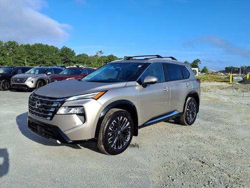 Champagne Silver Metallic 2026 Nissan Rogue Platinum