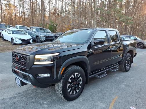 Super Black 2023 Nissan Frontier PRO-4X