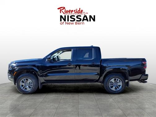 Super Black 2026 Nissan Frontier SV