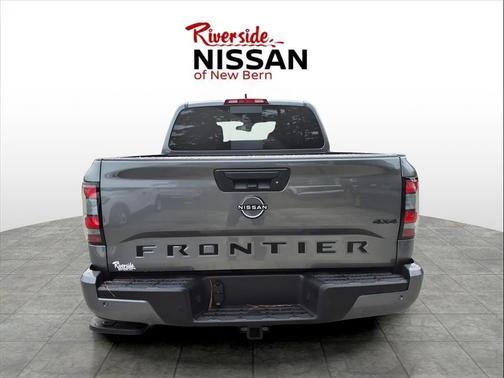 Gun Metallic 2026 Nissan Frontier SV