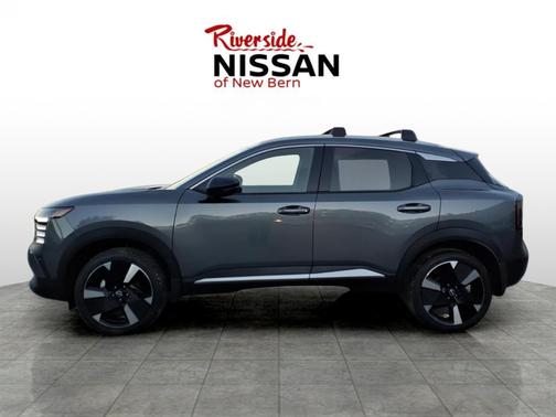 Gun Metallic 2026 Nissan Kicks SR
