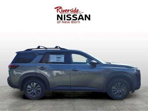 Gun Metallic 2026 Nissan Pathfinder SV