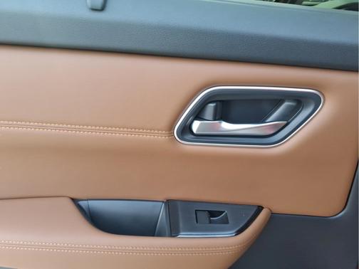 Scarlet Ember Tintcoat 2026 Nissan Rogue Platinum