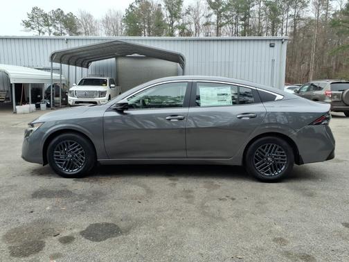 Gun Metallic 2026 Nissan Sentra SV