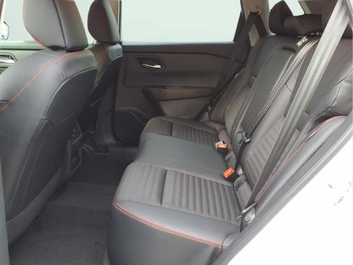 Everest White Pearl Tricoat 2026 Nissan Rogue Rock Creek