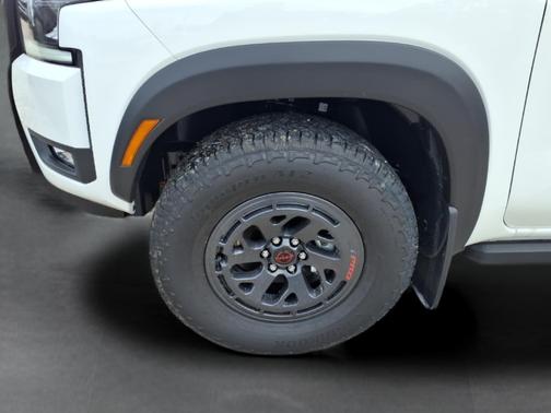 Glacier White 2026 Nissan Frontier PRO-4X