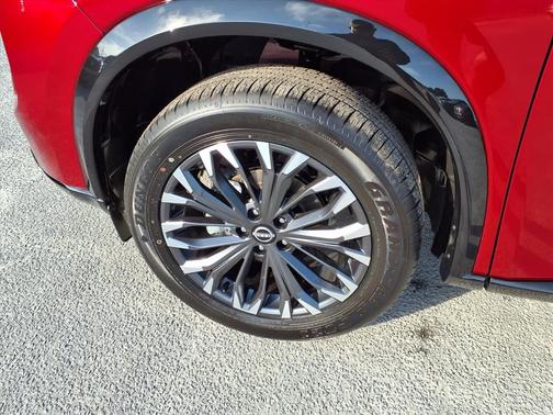 Scarlet Ember Tintcoat 2026 Nissan Rogue Platinum