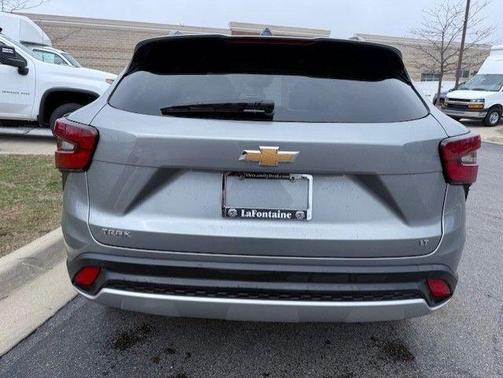 Sterling Gray Metallic 2025 Chevrolet Trax LT