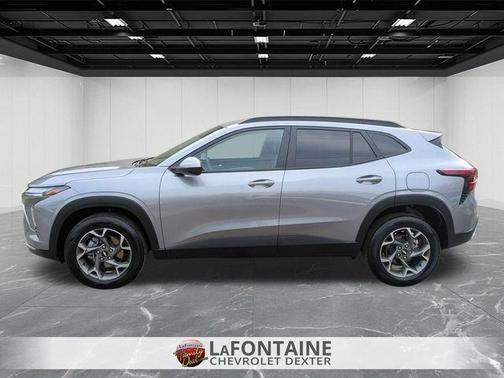 Sterling Gray Metallic 2025 Chevrolet Trax LT