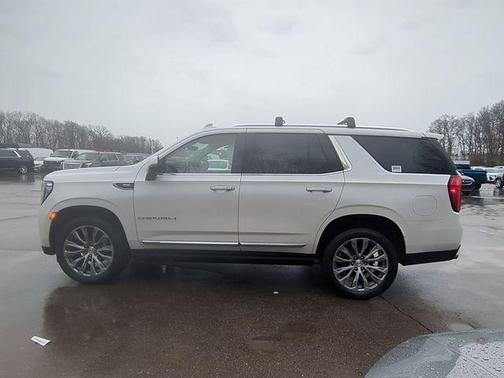 White Frost Tri-Coat 2021 GMC Yukon Denali