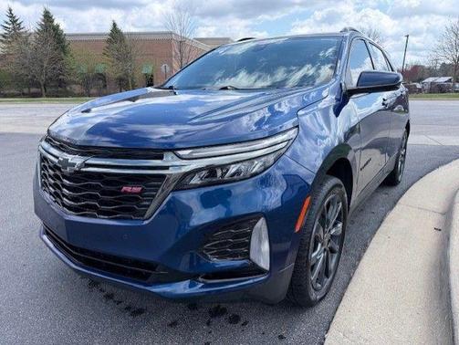 Blue Glow Metallic 2023 Chevrolet Equinox RS