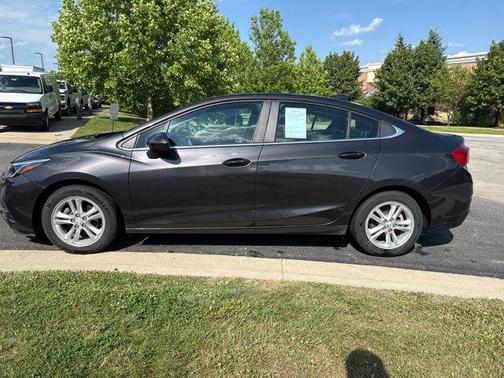 Tungsten Metallic 2017 Chevrolet Cruze LT