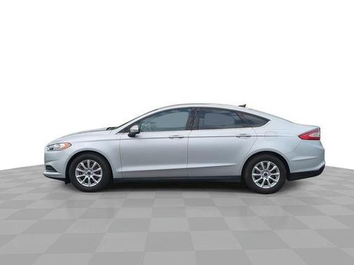 2016 Ford Fusion S
