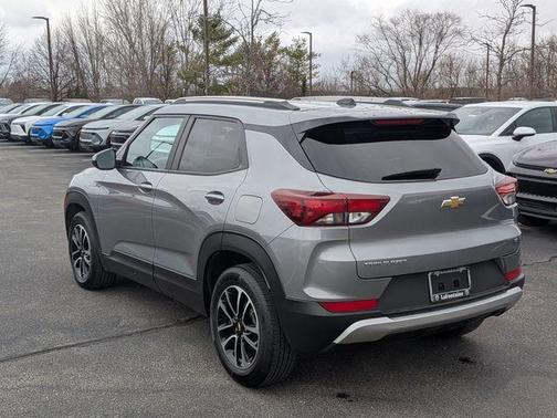 Sterling Gray Metallic 2025 Chevrolet Trailblazer LT