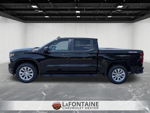 Black 2021 Chevrolet Silverado 1500 Custom