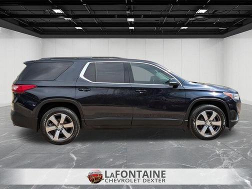 Midnight Blue Metallic 2020 Chevrolet Traverse LT Leather