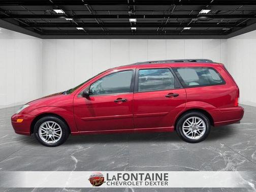 Sangria Red Clearcoat Metallic 2003 Ford Focus SE