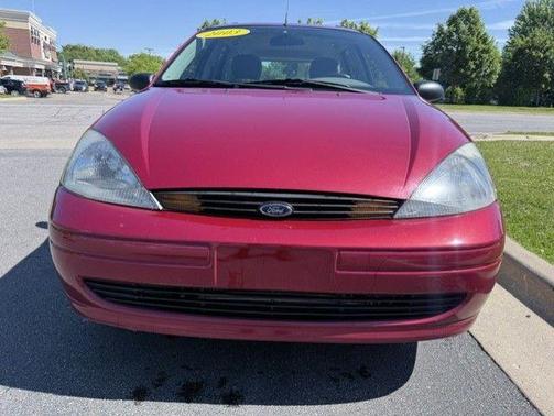 Sangria Red Clearcoat Metallic 2003 Ford Focus SE