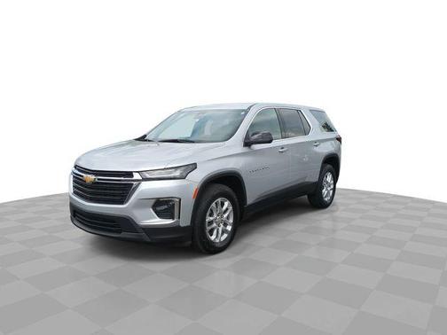 2022 Chevrolet Traverse LS