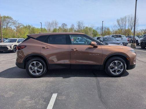 Bronze Metallic 2023 Chevrolet Blazer 2LT