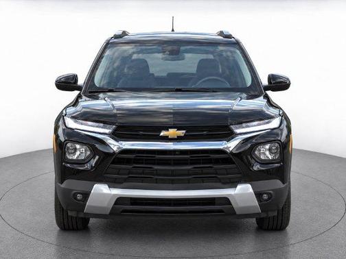 Mosaic Black Metallic 2023 Chevrolet Trailblazer LT
