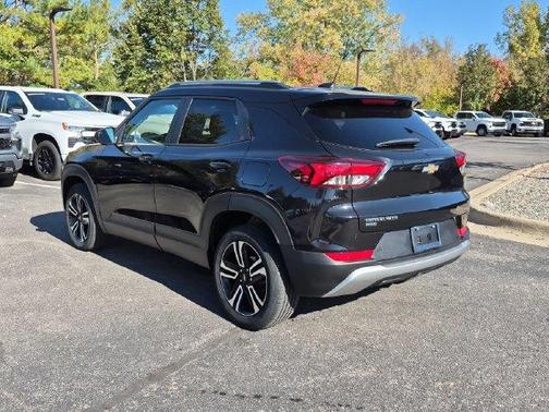 Mosaic Black Metallic 2023 Chevrolet Trailblazer LT