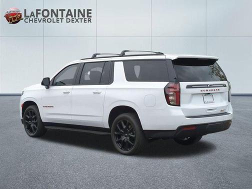 2023 Chevrolet Suburban RST