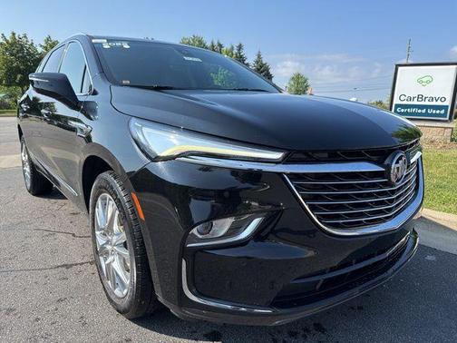 2022 Buick Enclave Essence
