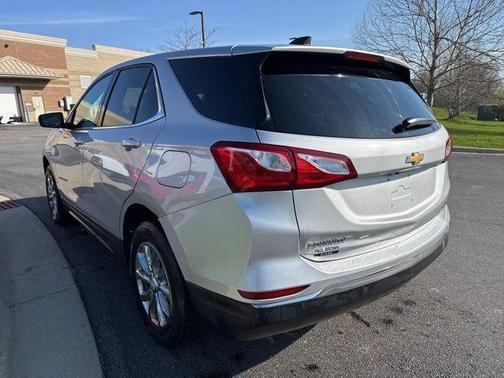 Silver Ice Metallic 2019 Chevrolet Equinox 1LT