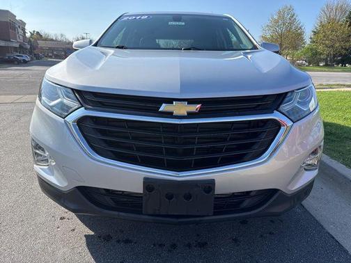Silver Ice Metallic 2019 Chevrolet Equinox 1LT