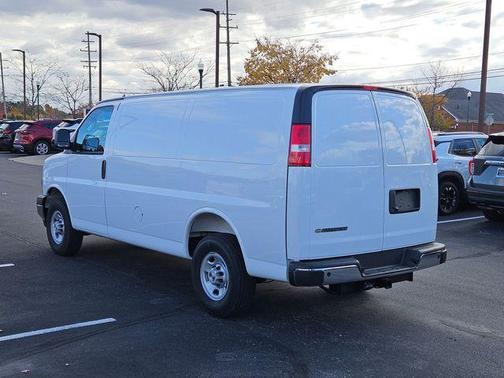 2025 Chevrolet Express 2500 Work Van