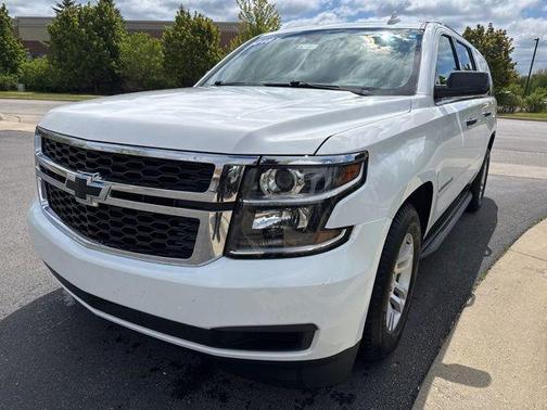 Summit White 2018 Chevrolet Suburban LT