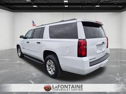 Summit White 2018 Chevrolet Suburban LT