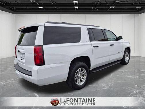 Summit White 2018 Chevrolet Suburban LT