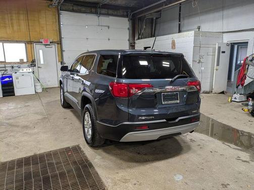 2019 GMC Acadia SLE-1