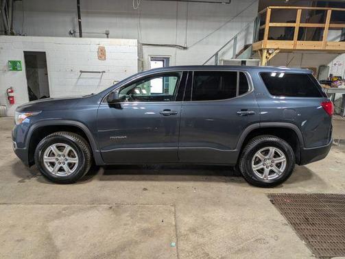 2019 GMC Acadia SLE-1